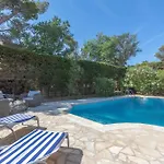 Elisabeth Villa